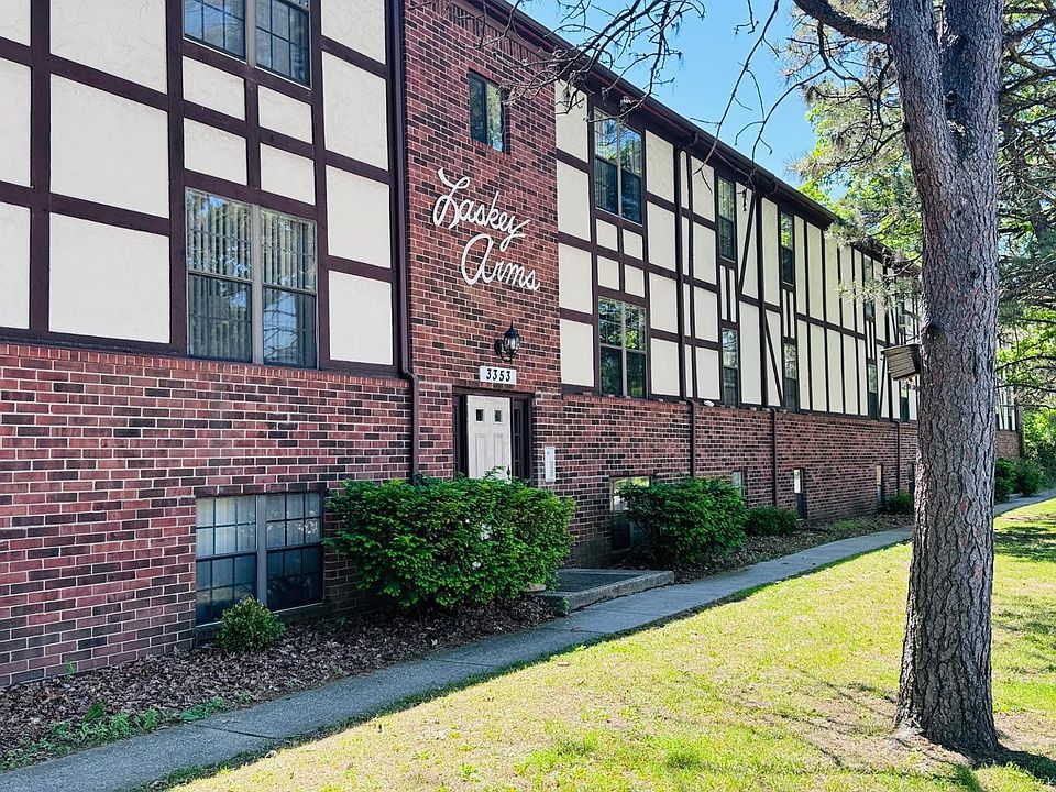 1st image of 3353 W Laskey Rd #23