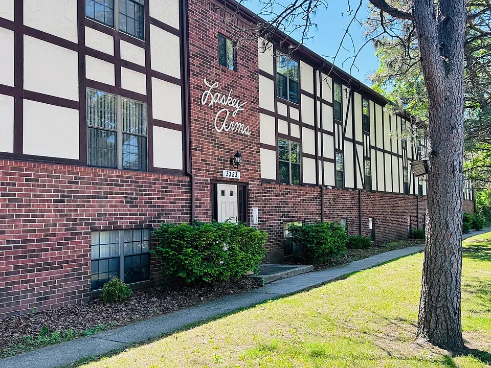 3355 W Laskey Rd #12