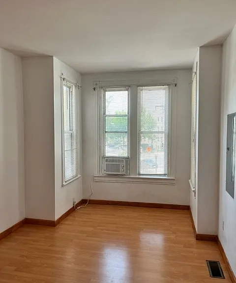 210 Florida Ave NW #2 — Photo 3