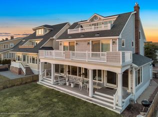 216 Roosevelt Ave, Avon By The Sea, NJ 07717