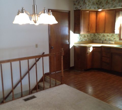 4th image of 2329 Dorothy Dr