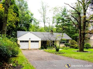 35 Woodland Dr, Princeton, NJ 08540