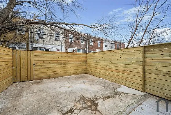 2553 S Dewey St #1 — Photo 19