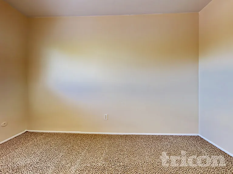 10061 Lincoln Village Dr — Photo 10