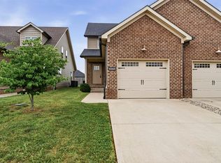 6565 Night Horse Cir, Bowling Green, KY 42101