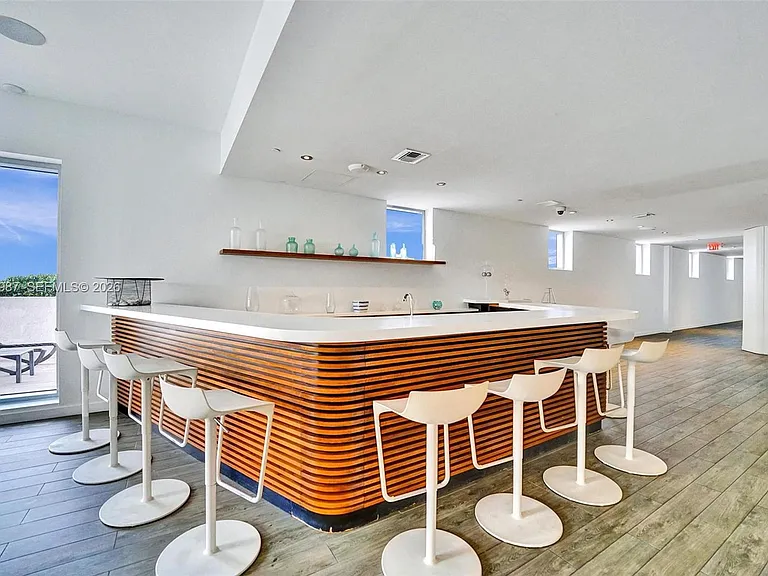 2600 E Hallandale Beach Blvd #T1902 — Photo 104