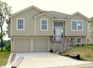 637 N Cloverdale Ave, Independence, MO 64056