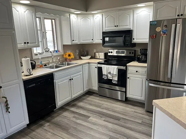 3 bed, 1500 sqft, $1,950 — Photo 2