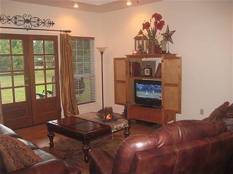 2nd image of 490 County Road 763 N