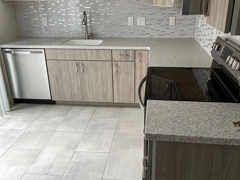 1602 Garfield Ave #4 — Photo 5