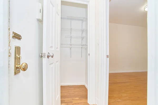 Rented by Living New York | media 17