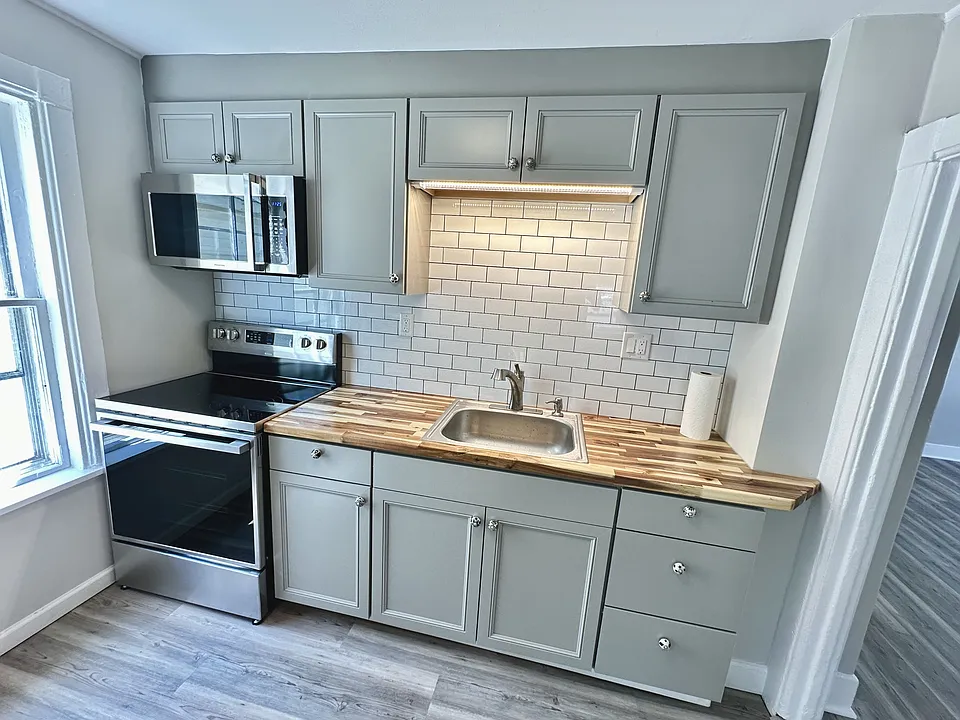 38-40 Cedar St