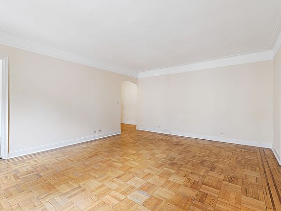 4th image of 120 E 89th St APT 5J