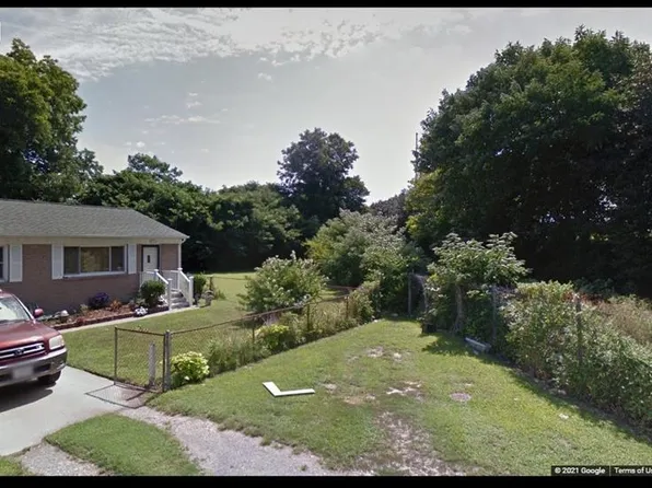 9000 Spring St, Hampton, VA 23669