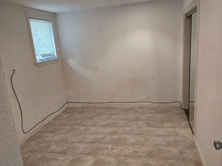 1551 Regency Ct — Photo 13