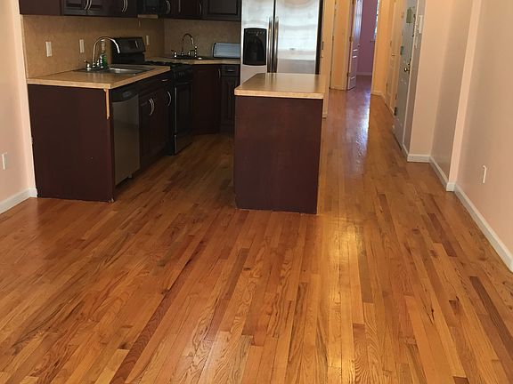 2nd image of 1833 E 13th St Ste 3