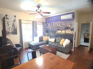 208 Columbia Ave, Los Angeles, CA 90026