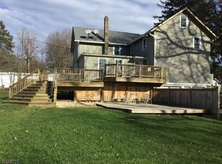 75 Main St, Califon, NJ 07830