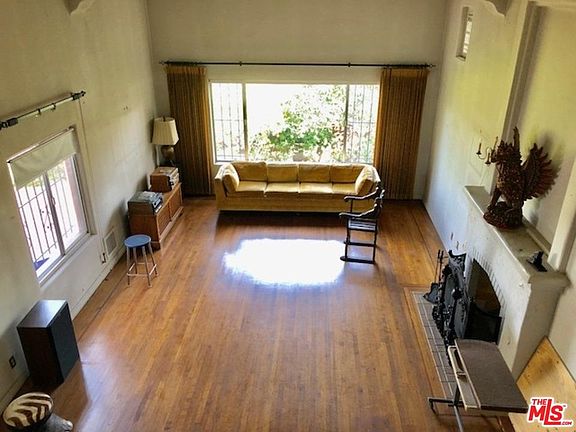 4th image of 2214 Micheltorena St