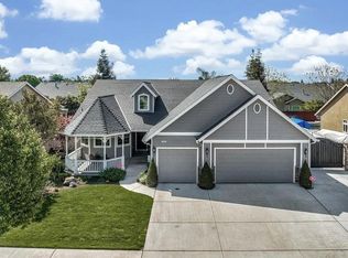 518 W Serena Ave, Clovis, CA