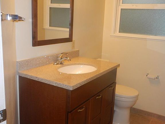 4th image of 475 Stow Ave