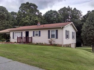 122 Plymouth Rd SE, Lenoir, NC 28645