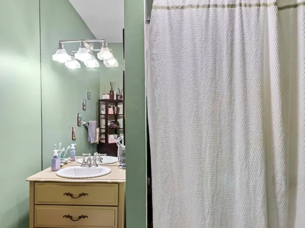 67 Route 5 image 9 of 24