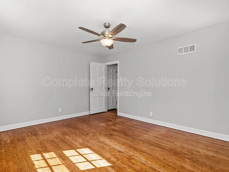 524 Gerald Pl — Photo 22