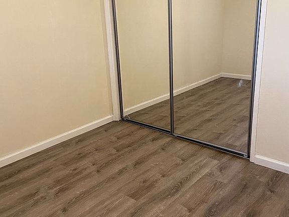 5th image of 640 Buckeye St #4