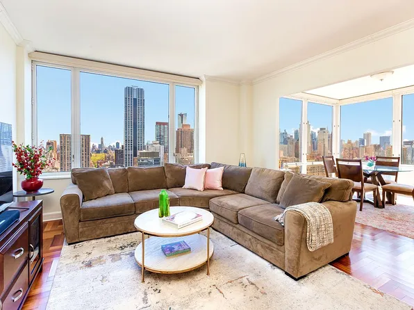 220 Riverside Blvd APT 34C, New York, NY 10069