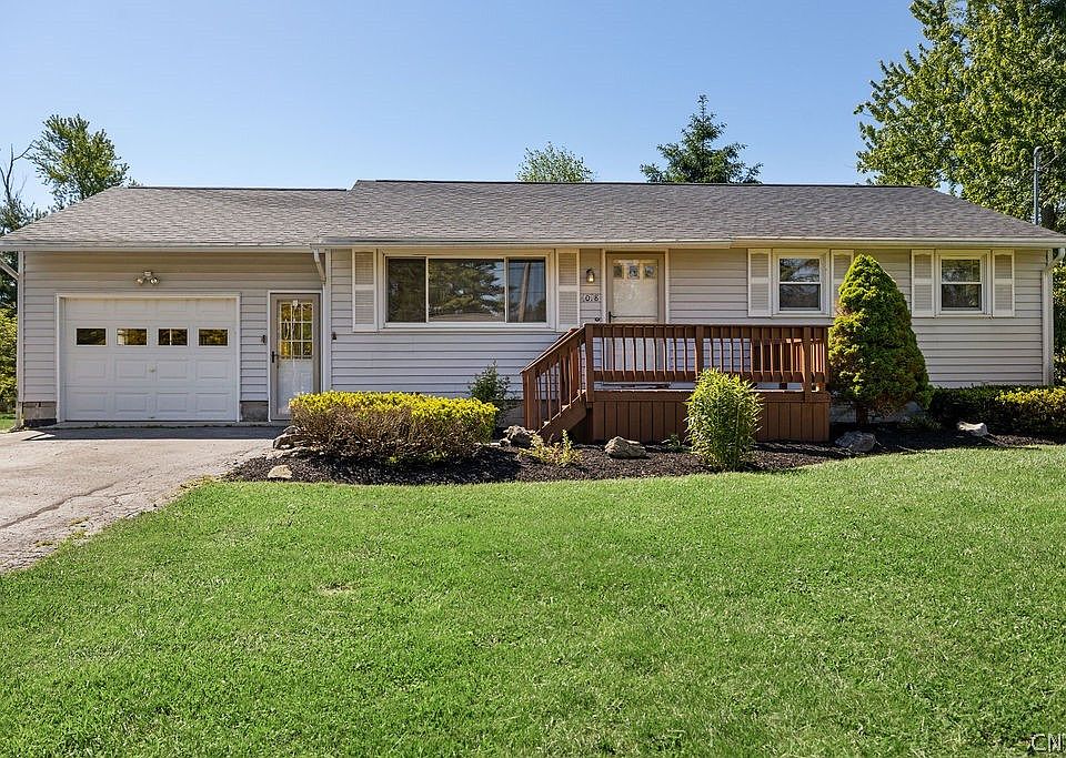 1st image of 6098 Lakeshore Rd