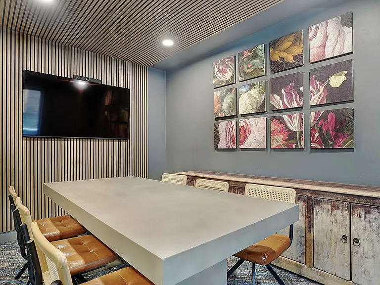 Lotus Republic Apartments — Photo 10