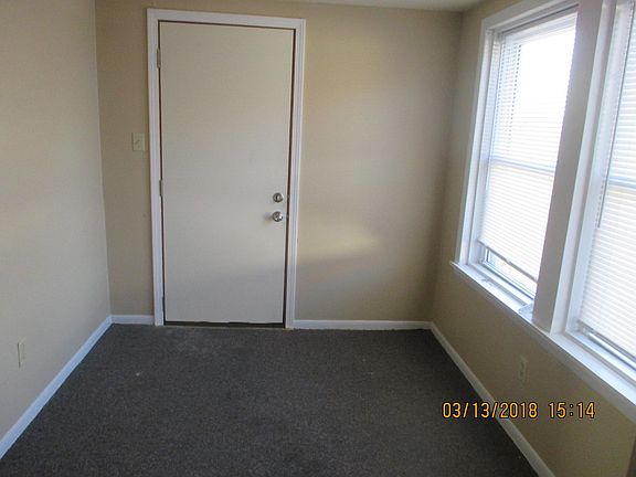 Bonus room/dining area