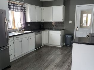 1020 Oak St, Negaunee, MI 49866