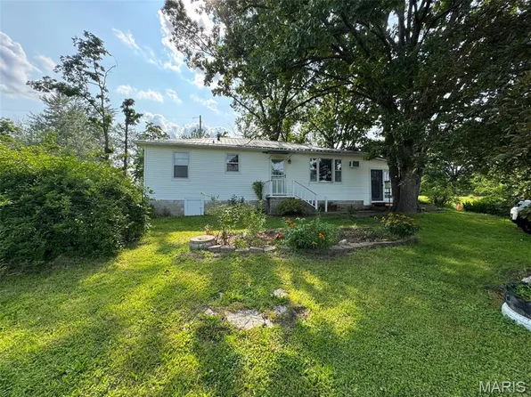 102 Affolter St, Newburg, MO 65550