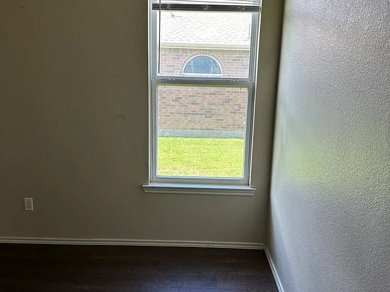 1411 Bankston Dr — Photo 21