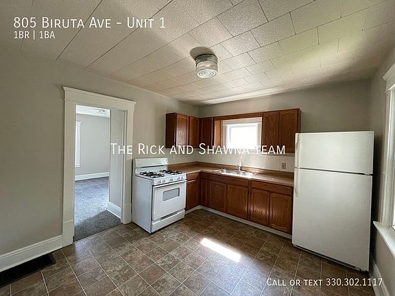 5th image of 805 Biruta St Unit 1