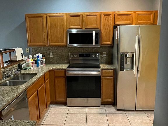 3rd image of 5216 Alavista Dr