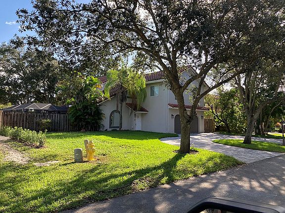 2nd image of 1010 NW 93rd Ave