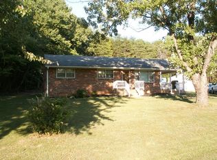 886 Farmers Mount Rd, Gretna, VA 24557