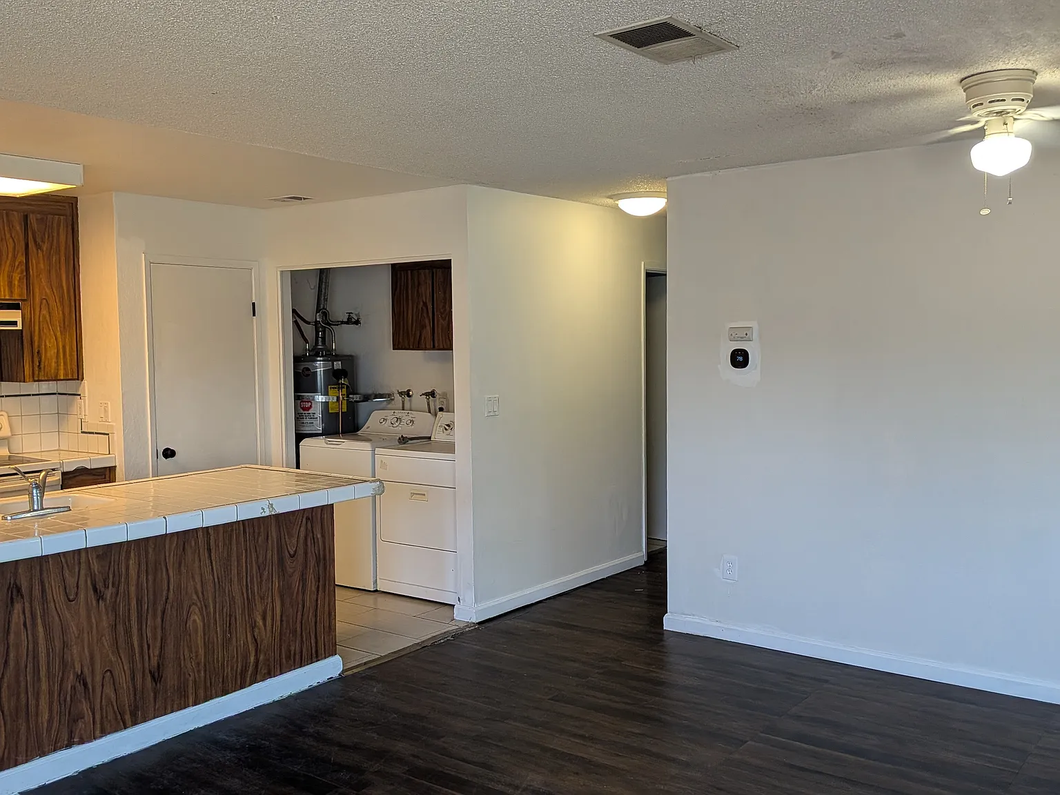 2 bed, 845 sqft, $2,000 — Photo 3