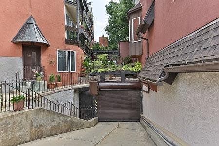 Rex Court, Garage Entrance