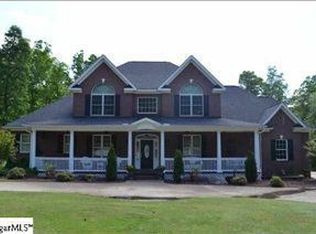 14 Dendon Ct, Simpsonville, SC 29680