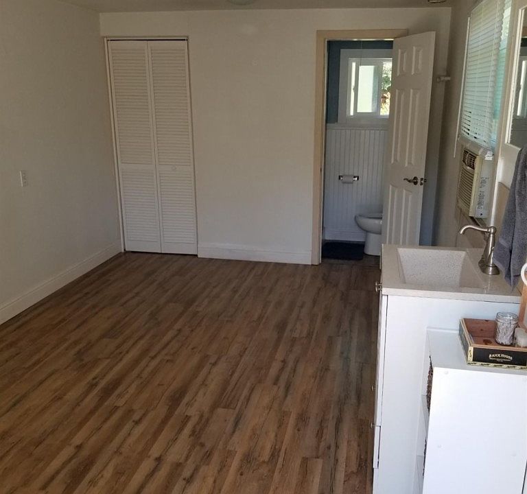1st image of 815 S Lee Ave