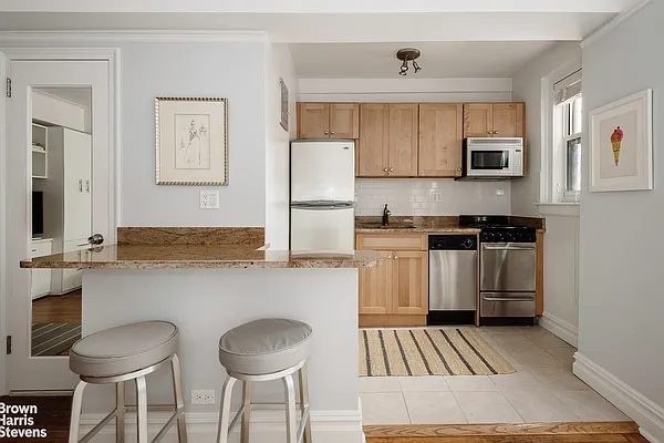 Sold by Brown Harris Stevens | media 4