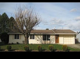 3585 NE Olympic St, Hillsboro, OR 97124