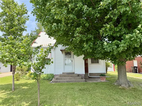 408 N Kingshighway St, Perryville, MO 63775