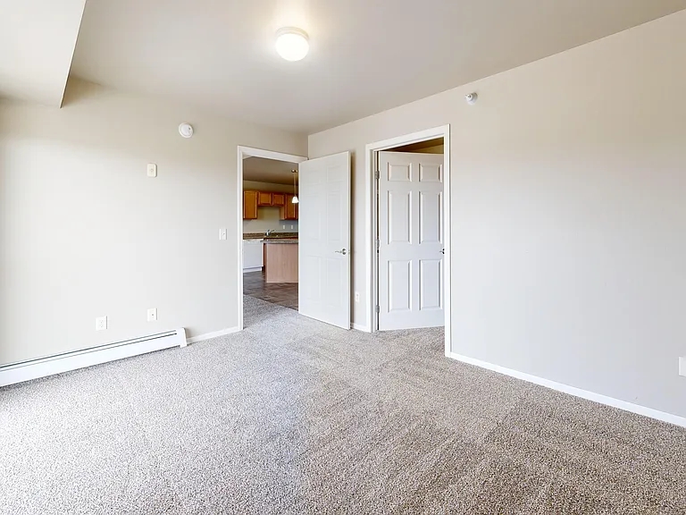 Custer Crossing Apartments — Photo 7