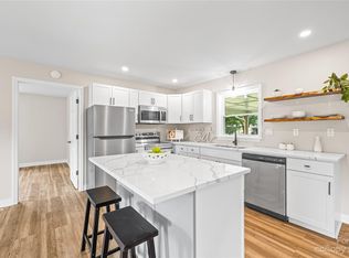 2117 Beauty St, Statesville, NC 28625