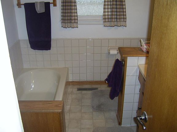 5th image of 1507 NW 2nd St